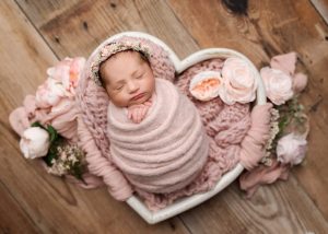 best Boston newborn photographer, maternity photography Boston, newborn photography near me, maternity photographer near me Walpole MA