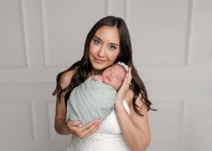 best Boston newborn photographer, maternity photography Boston, newborn photography near me, maternity photographer near me Walpole MA