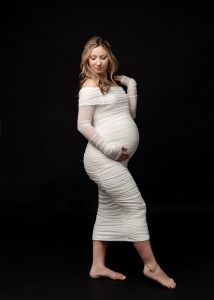 best Boston newborn photographer, maternity photography Boston, newborn photography near me, maternity photographer near me Walpole MA
