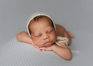 best Boston newborn photographer, maternity photography Boston, newborn photography near me, maternity photographer near me Walpole MA