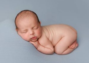 best Boston newborn photographer, maternity photography Boston, newborn photography near me, maternity photographer near me Walpole MA