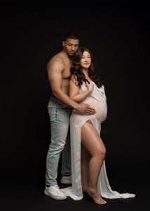 best Boston newborn photographer, maternity photography Boston, newborn photography near me, maternity photographer near me Walpole MA
