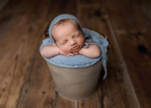 best Boston newborn photographer, maternity photography Boston, newborn photography near me, maternity photographer near me Walpole MA