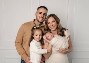 best Boston newborn photographer, maternity photography Boston, newborn photography near me, maternity photographer near me Walpole MA