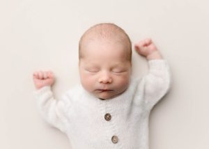 best Boston newborn photographer, maternity photography Boston, newborn photography near me, maternity photographer near me Walpole MA