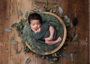 best Boston newborn photographer, maternity photography Boston, newborn photography near me, maternity photographer near me Walpole MA