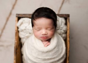 best Boston newborn photographer, maternity photography Boston, newborn photography near me, maternity photographer near me Walpole MA