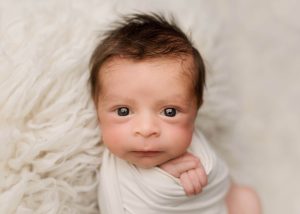 best Boston newborn photographer, maternity photography Boston, newborn photography near me, maternity photographer near me Walpole MA