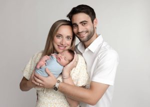 best Boston newborn photographer, maternity photography Boston, newborn photography near me, maternity photographer near me Walpole MA