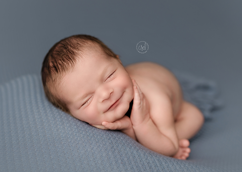 Newborn Photography - Gabe